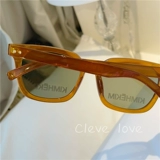 Сяохонгу кимхеким чайные цвета солнцезащитные очки женская приливная улица сфотографирована буква карамель цвет ретро -квадратная коробка солнцезащитные очки мужчины