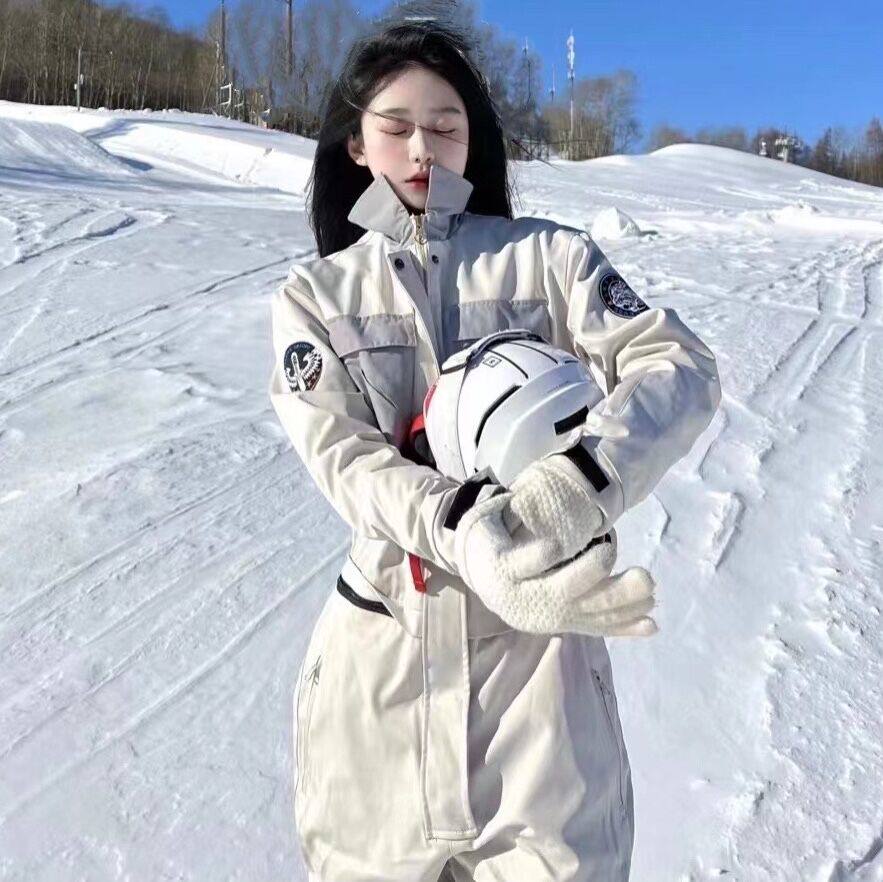 Changbai Mountain Ski Wear Rental Xueyi Pai One-Piece Ski Suit Male and female couples snowboard double board waterproof