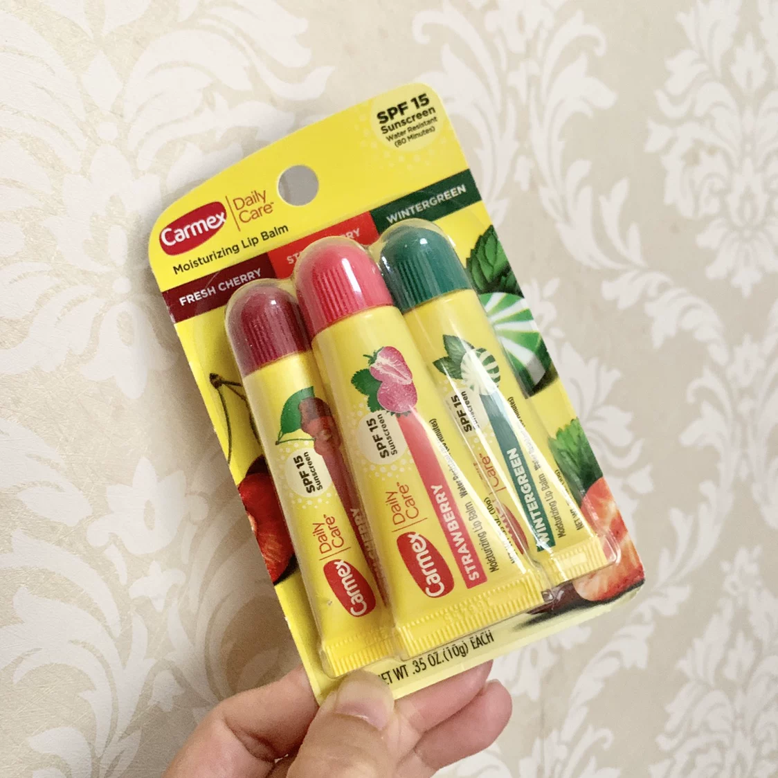 Genuine import moisturizing lip balm, (Physicals), USA