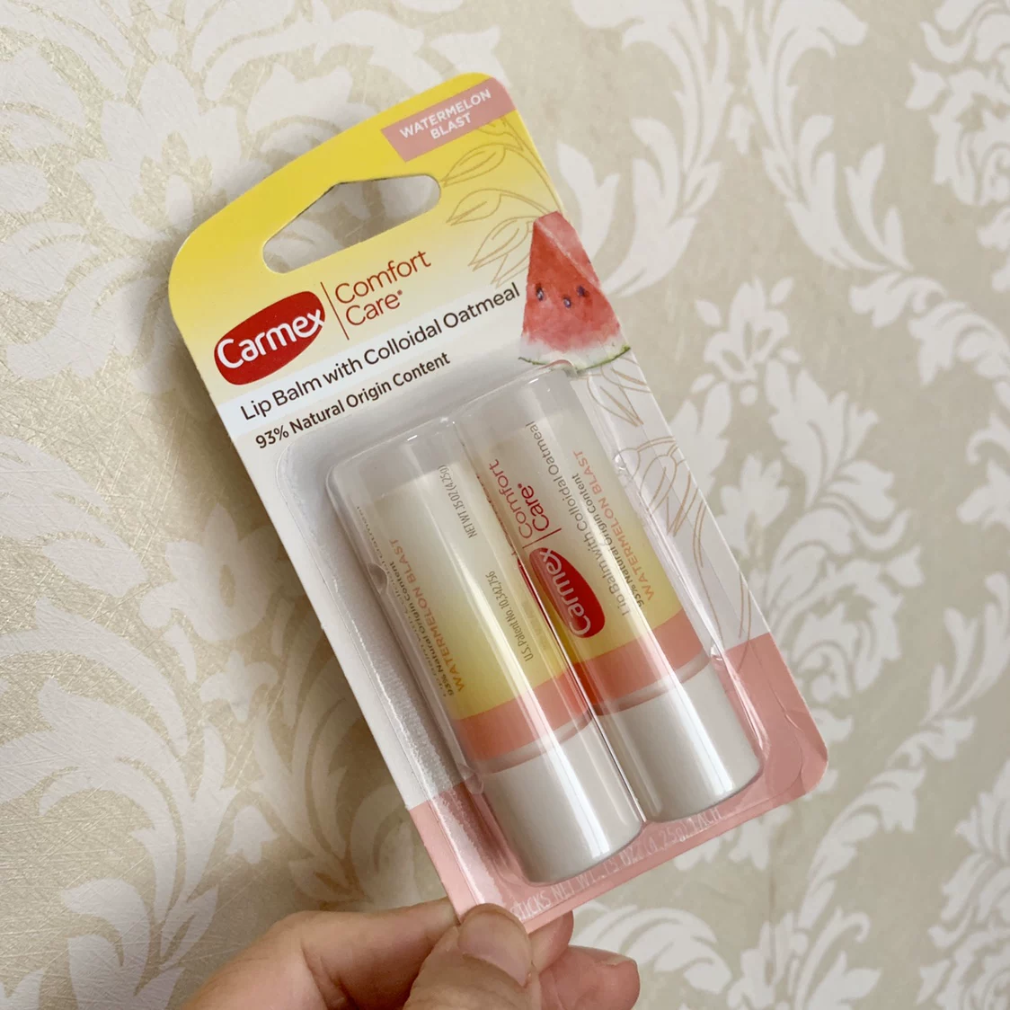 Genuine import moisturizing lip balm, (Physicals), USA