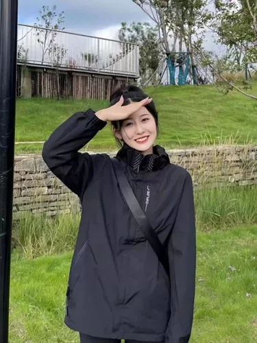 Дорожная ветрозащитная водонепроницаемая альпинистская куртка подходит для мужчин и женщин для школьников для влюбленных, коллекция 2023, «три в одном»