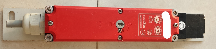 084339 TP4-537A024M safety switch for the safety of the