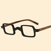 Коричневая рама дерева