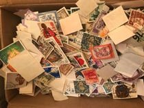 {Muzi Fairy Tales} Out of the exploding foreign stamps letter datestatting stamps 50 grams