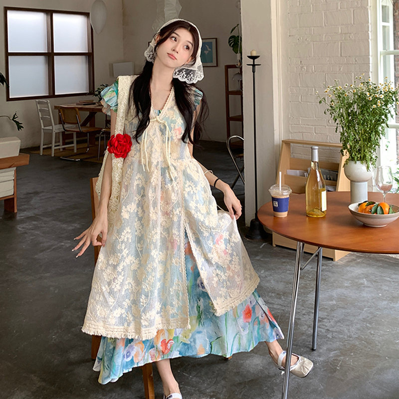 Dopamine Korean-Style Vacation Outfit: Hollow-Out Blouse Layered with Flutter-Sleeve Floral Dress Two-Piece Set, Oil Painting Long Dress