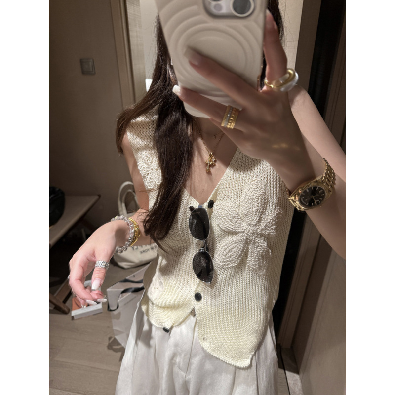 Fancccy Old Money Style V-Neck Knitted Vest for Women, Hollow-Out Knit Top, Summer Sleeveless Vest, Designer Top