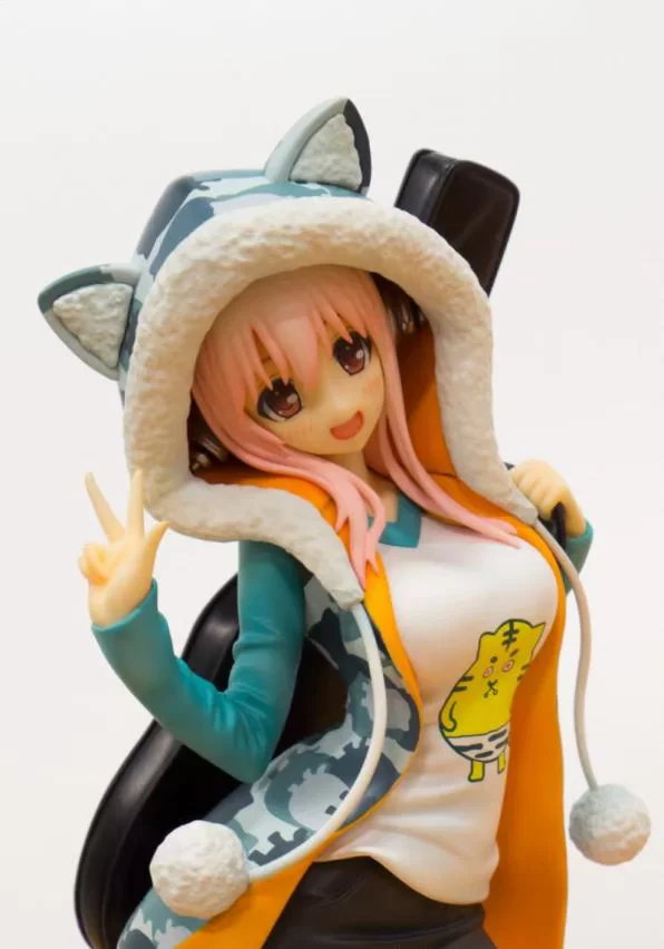 Ручная фигурка (Super Sonico) с тигровой курткой и капюшоном, коллекционная, 18 см