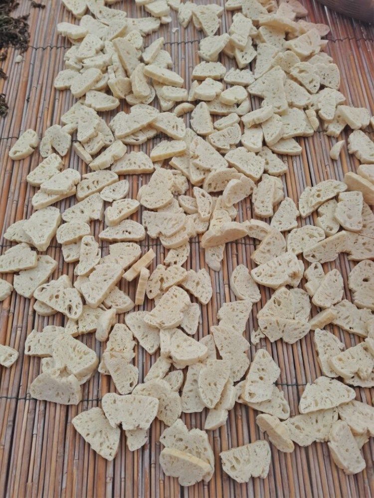 Jiangsu Nantong such as the Gao Farmhouse Self Steaming and Self-Steamed Bread Slices Old Fermented Steamed Bread Dried 500 gr full of 4 kilos