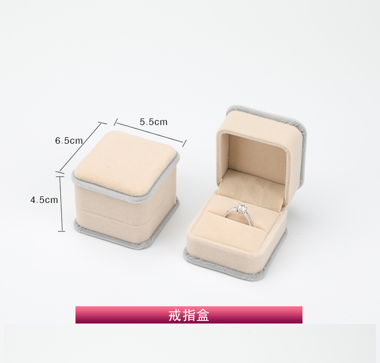 Flannel Trang sức Trang sức Hộp quà tặng Mặt dây chuyền Vòng cổ Vòng tay Bông tai Stud Bông tai Hộp tùy chỉnh Bán buôn - Vòng đeo tay Cuff tỳ hưu vàng