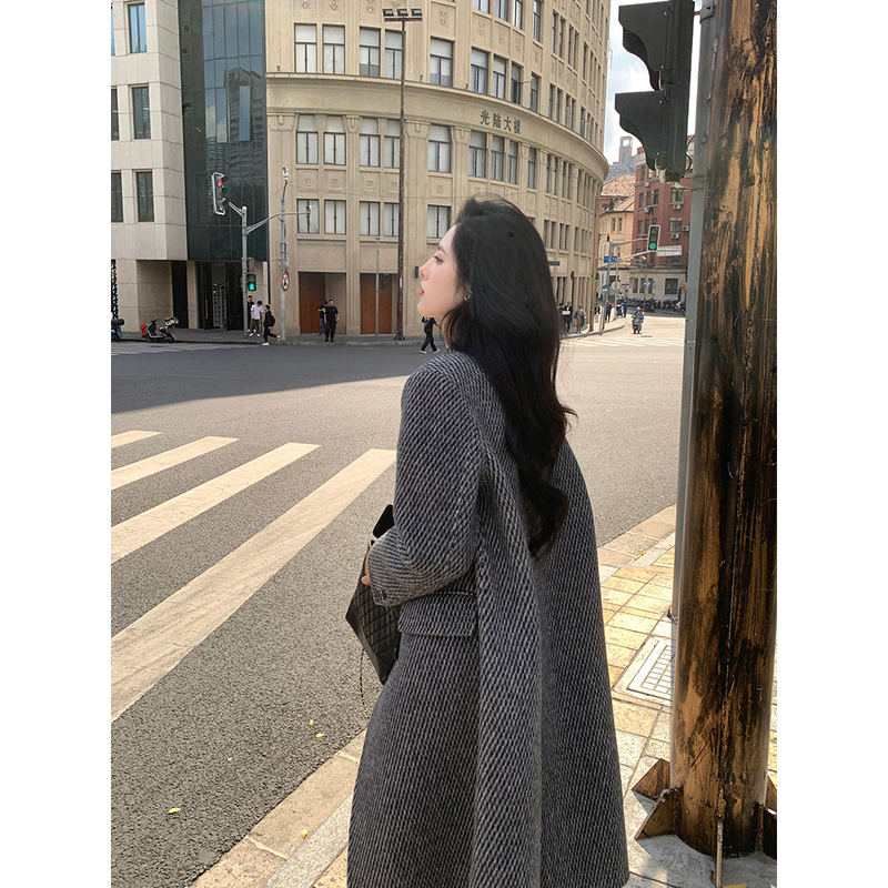 Gray Plaid High-End Double-Sided Woolen Coat for Women 2025 Autumn and Winter Petite Elegant Woolen Jacket Gray Plaid High-End Double-Sided Woolen Coat for Women 2025 Autumn and Winter Petite Elegant Woolen Jacket