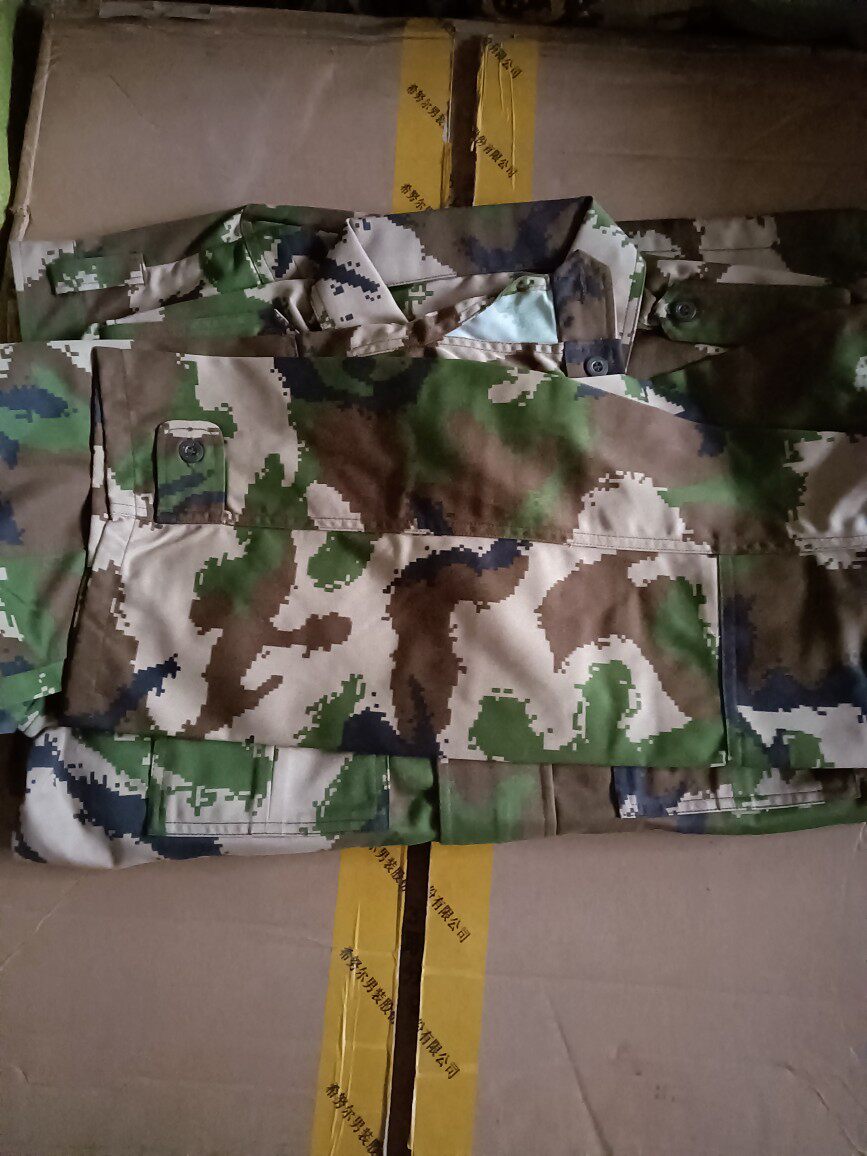 Large flower winter camouflak with trousers thickened abrasion-proof multi-pocket straight drum pants workwear