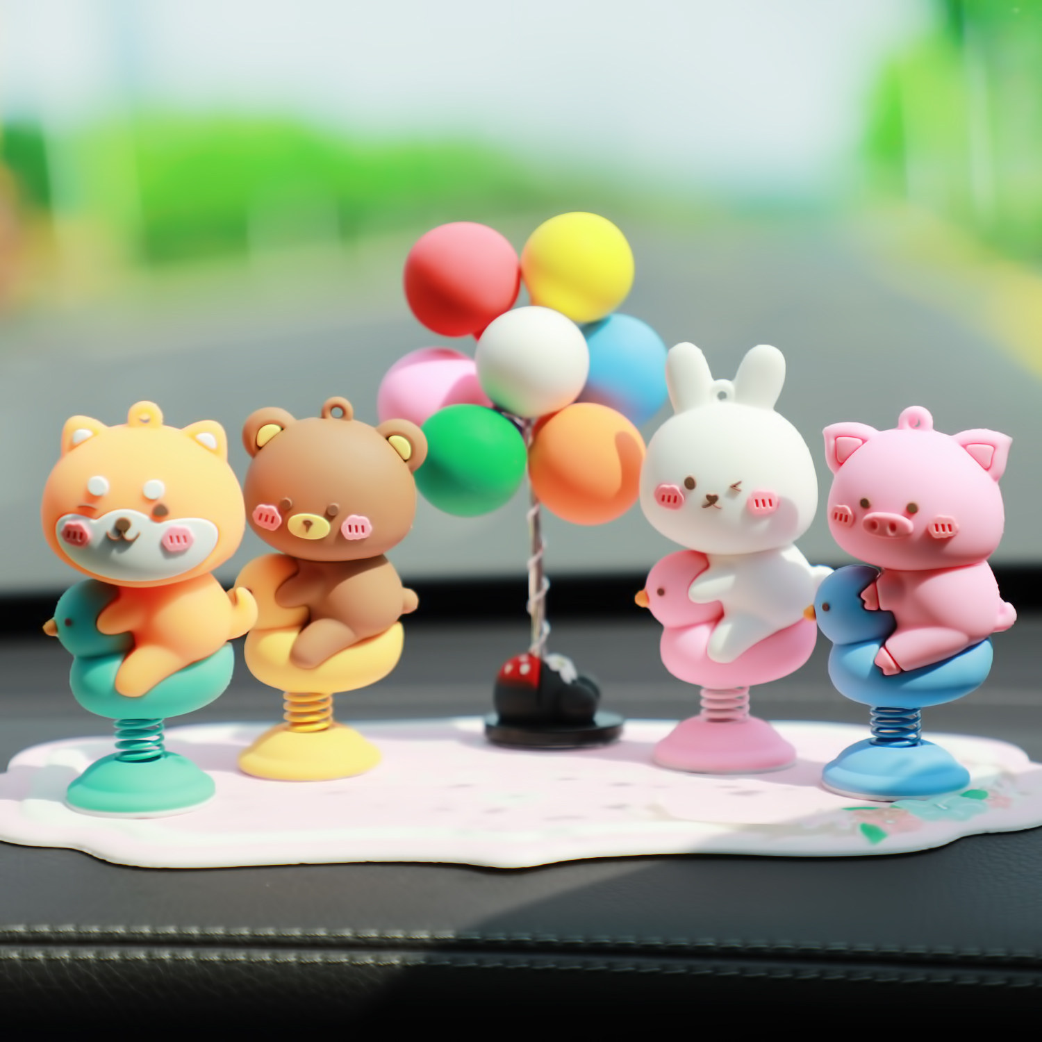 Car decoration car interior accessories ornaments cartoon cute car car interior rocking music car interior console shaking head doll