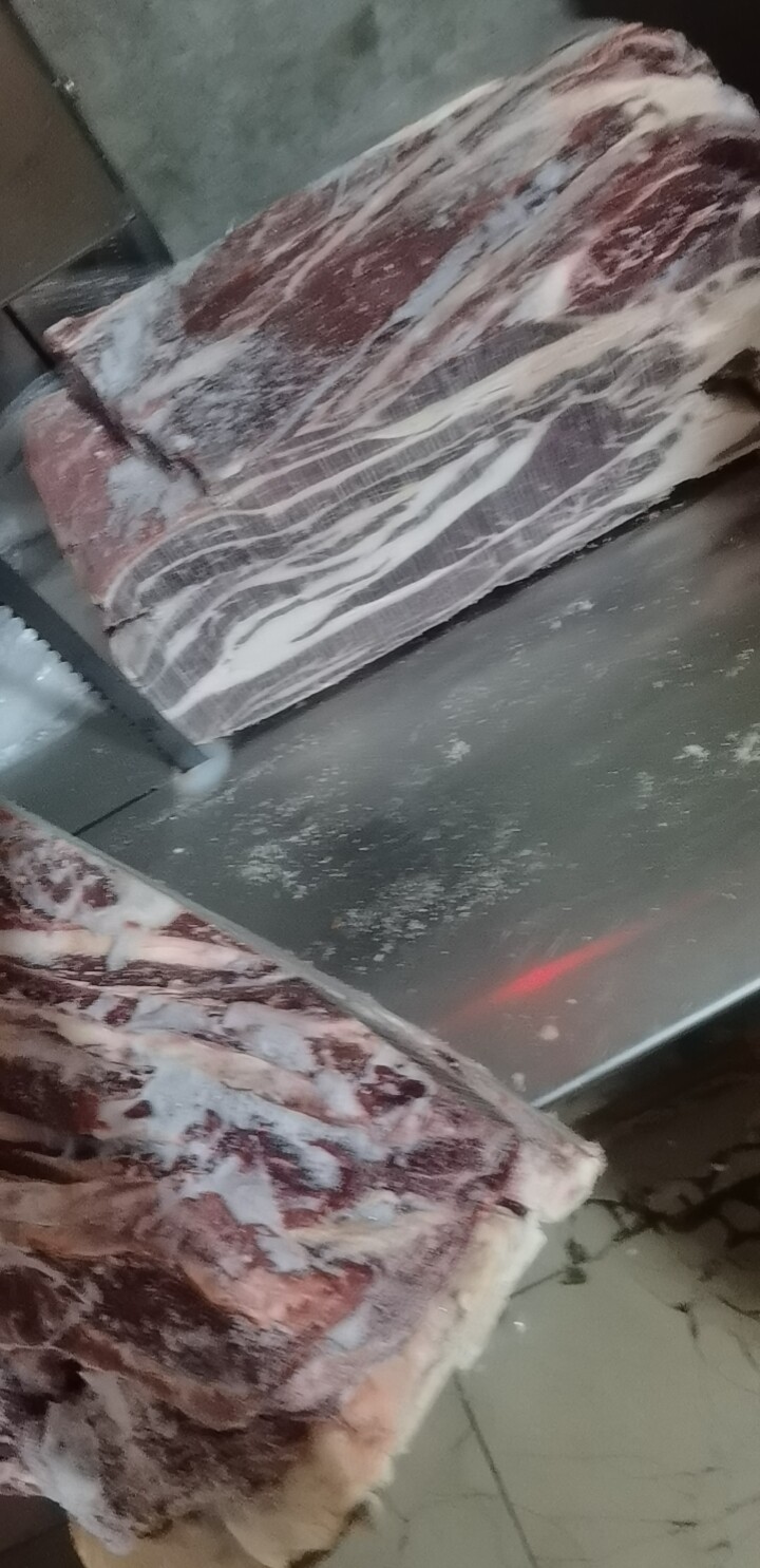 Argentine Bull's Brisket Pit with a fresh 85 share of ten kilos 