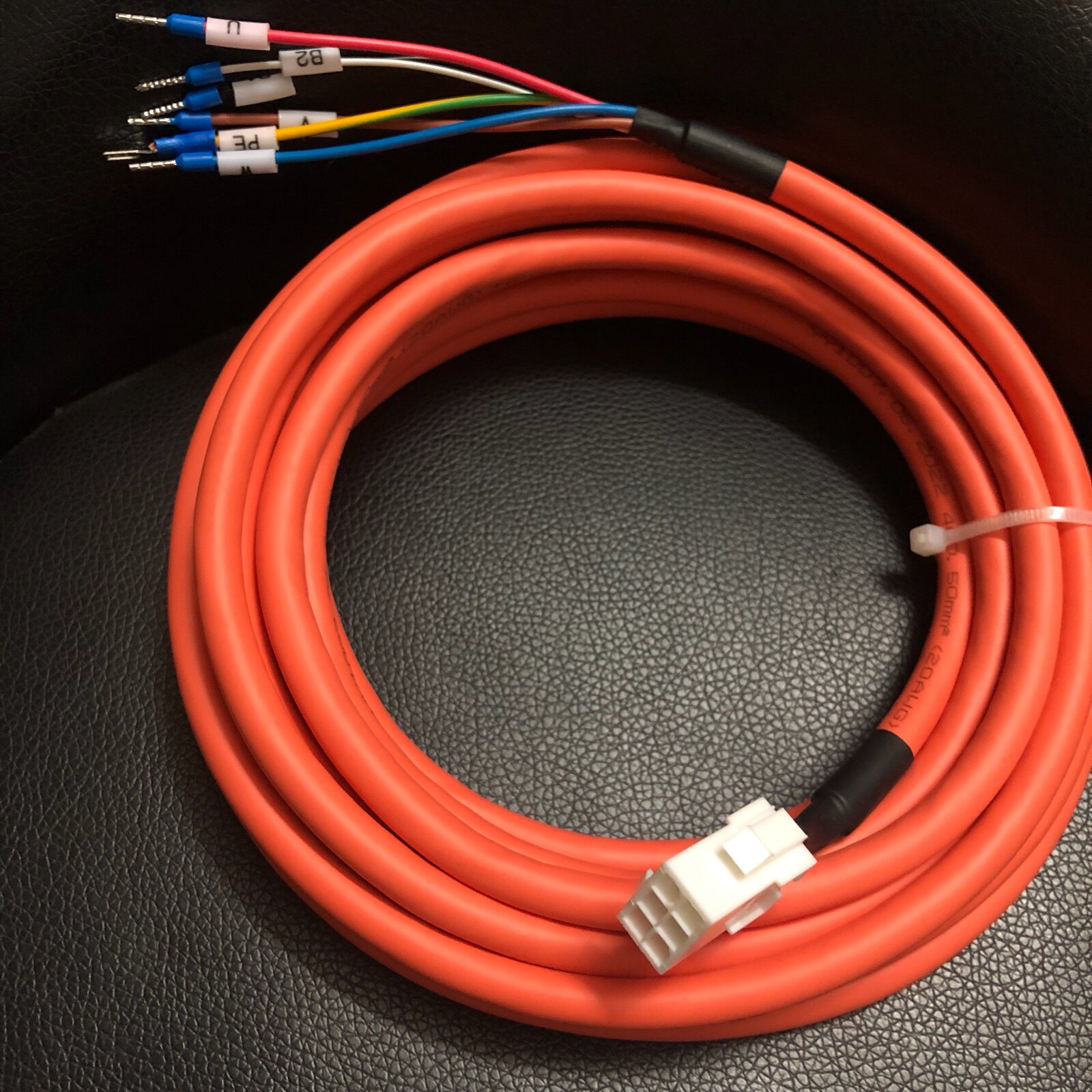 SGM7J SGM7J series JZSP-C7CM41-03-E JZSP-C7CM33-03-E with brake motor line