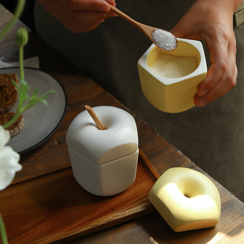 SL Nordic ins home kitchen with spoon simple ceramic seasoning seasoning sugar salt jar seasoning box fruit shape