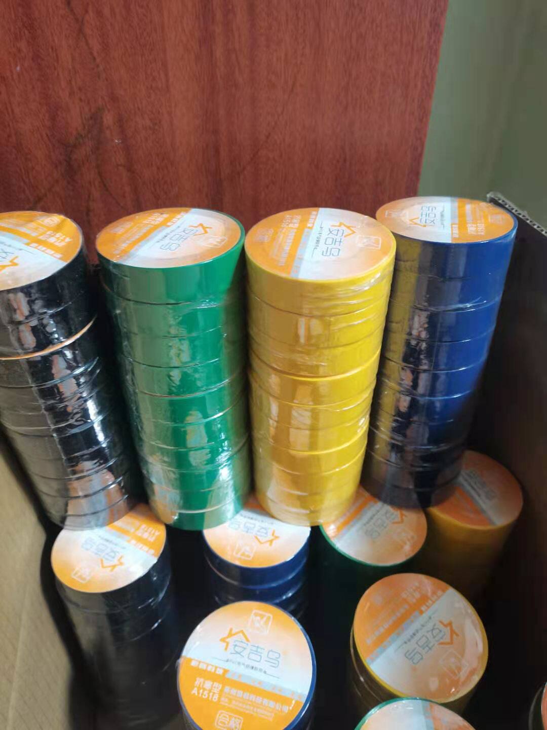 电工师傅都在用!安吉鸟PVC电工胶带真的这么好用吗?揭秘超粘的秘密!-胶带-淘宝好物网