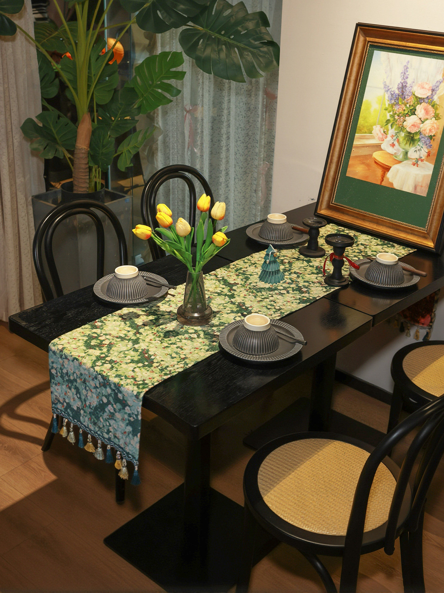 Green Floral French Country Table Runner