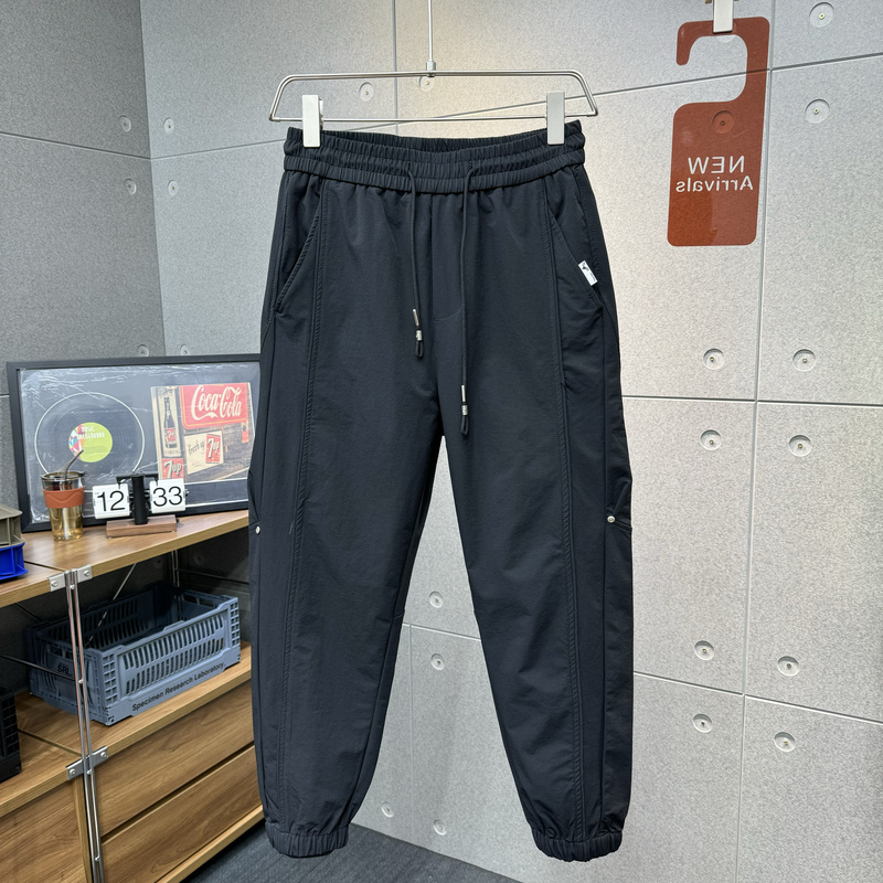 New Autumn Casual Pants for Men, Trendy Versatile American Style Cool Cargo Pants, Drawstring Joggers, Quick-Dry Sports Sweatpants New Autumn Casual Pants for Men, Trendy Versatile American Style Cool Cargo Pants, Drawstring Joggers, Quick-Dry Sports Sweatpants