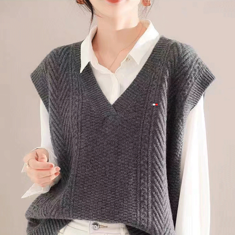 Tommy Kelly Women's New Vest V Neck Crochet Embroidered Knitwear Sleeveless Waistcoat Warm ins Vest Trend