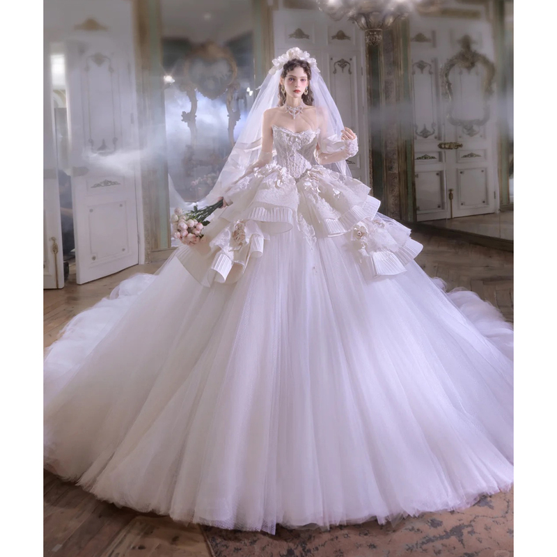 French-Style Strapless Haute Couture Wedding Dress for Brides, 2026 New Model, High-Quality, Luxurious, Heavy Craftsmanship, Long Train, Court-Style Main Gown French-Style Strapless Haute Couture Wedding Dress for Brides, 2026 New Model, High-Quality, Luxurious, Heavy Craftsmanship, Long Train, Court-Style Main Gown