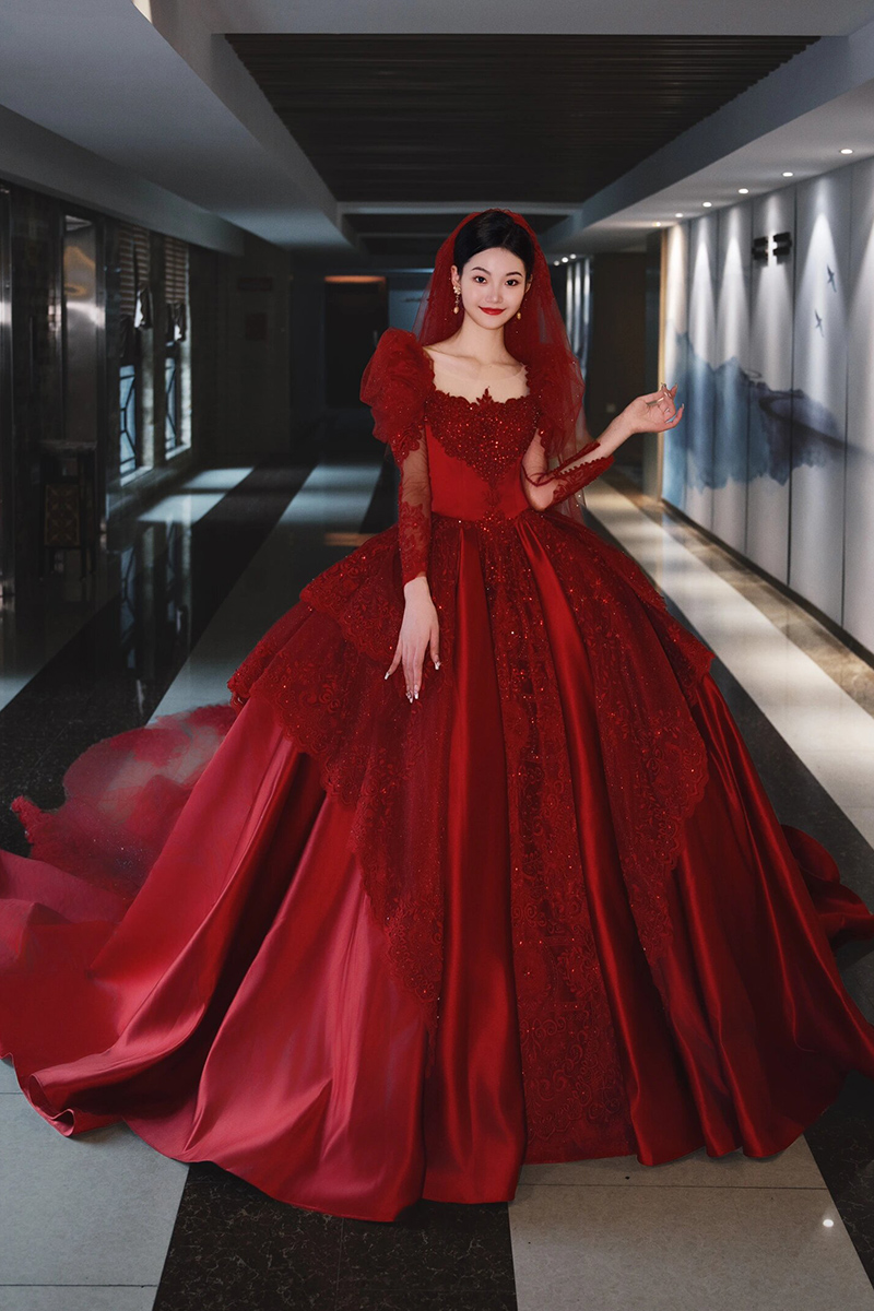  XS+Red trailer wedding dress   + $15.71 