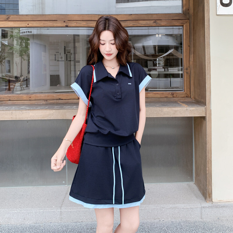 Relaxed College Style Suit for Women Summer 2026 New Sports Color-Blocked Polo Shirt Drawstring Half Skirt Two-Piece Set Relaxed College Style Suit for Women Summer 2026 New Sports Color-Blocked Polo Shirt Drawstring Half Skirt Two-Piece Set