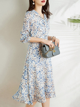 SZHZ-2022 spring new V-collar fairy Qi Shatterflower Girl A-word dress and dresses Dress in the art Wind Dresses