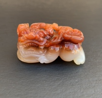 Natural Jade overlord Yunnan Yellow Dragon Jade chicken blood red pendant necklace beautiful ice old material men and women