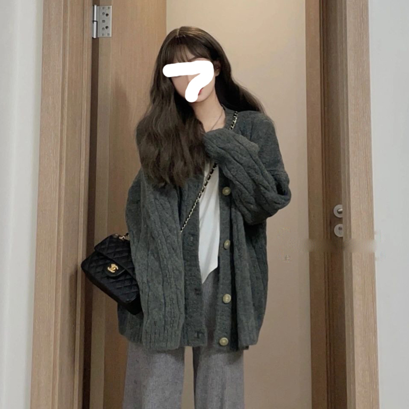 Plus-Size Sweater Cardigan for Women, New Style for Spring, Autumn and Winter, Loose Fit, Casual Style, Versatile Knit Cardigan Top Plus-Size Sweater Cardigan for Women, New Style for Spring, Autumn and Winter, Loose Fit, Casual Style, Versatile Knit Cardigan Top