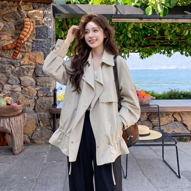 Casual Korean-Style Beige Short Workwear Trench Coat for Women, 2026 Autumn New Stylish Versatile Top for Commuting Casual Korean-Style Beige Short Workwear Trench Coat for Women, 2026 Autumn New Stylish Versatile Top for Commuting