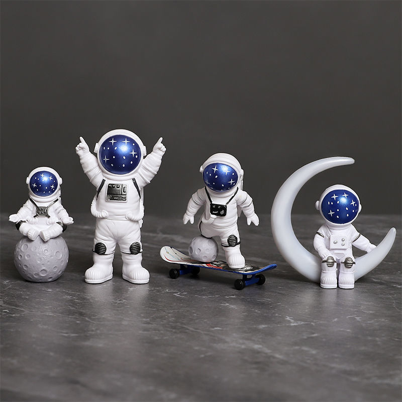 Room Arrangement Ins Wind Swing Piece Creative Astronaut Desktop Astronaut Cabinets Home Residence Decoration Furnishing Fashion New