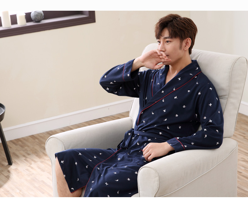 Áo choàng tắm nam mùa xuân cotton dài tay đồ ngủ một mảnh nam mùa xuân và mùa thu nam dài áo choàng cotton mùa đông đồ ngủ trẻ em