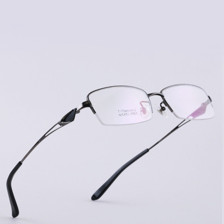 Ultra Light Pure Titanium Eyeframes New Glasses Fashion Trends Business Men Half Frame Spectacle Glasses Myopia men's glasses