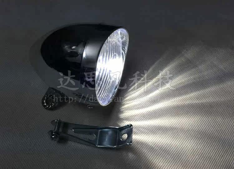 Lumière vélo - phare - Ref 2398419 Image 26