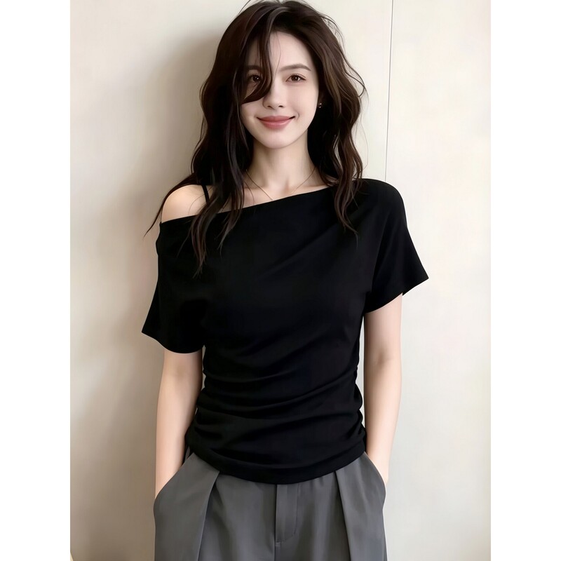 Plus-Size Black Off-Shoulder Short-Sleeve T-Shirt for Women, 2026 Summer Design, Stylish One-Shoulder Top with a High-End Feel
