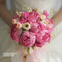 Simulation of the bride's bouquet of flowers wedding photography wedding outdoor flower ball fresh forest xiuhe