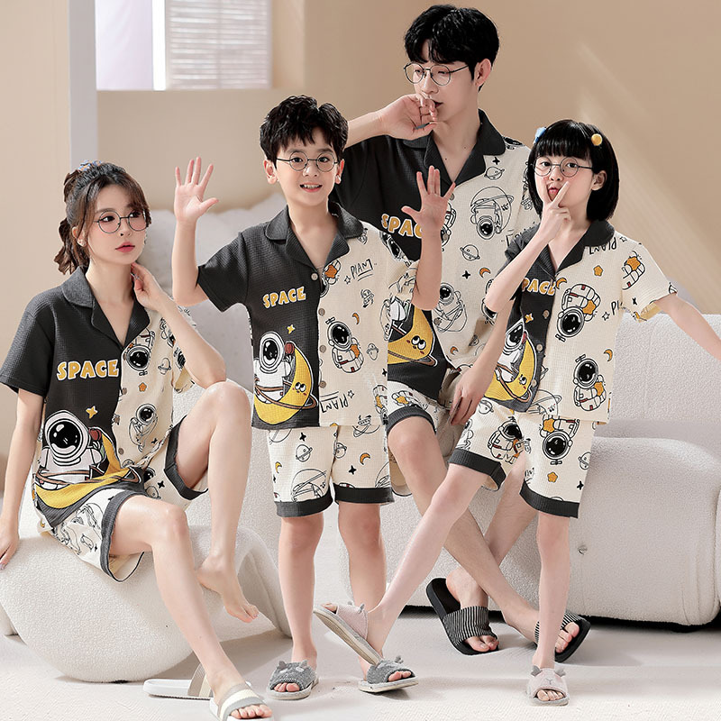Parent-Child Pajamas for a Family of Three, Summer Pure Cotton Short-Sleeved Thin Section, Mother-Daughter, Mother-Child, Four-Person Home Clothes, Father-Son Suit