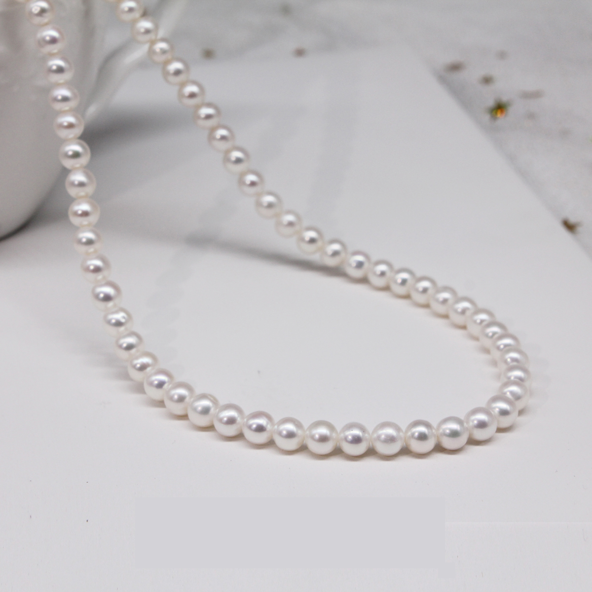 Natural freshwater pearl necklace with mother-in-law gift women's box upscale paired with the temperament of the qipao