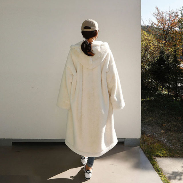 Autumn and winter Korean version thick imitation rex rabbit fur large size fur coat women's mid-length knee-length bf wind coat loose