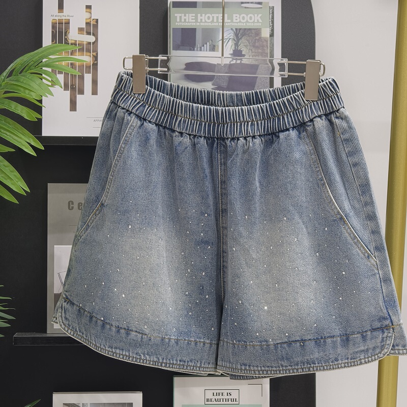 2026 Summer New Women's Denim Shorts Hot Style with Rhinestones and Starry Design, Loose Wide-Leg A-Line Hot Pants 2026 Summer New Women's Denim Shorts Hot Style with Rhinestones and Starry Design, Loose Wide-Leg A-Line Hot Pants