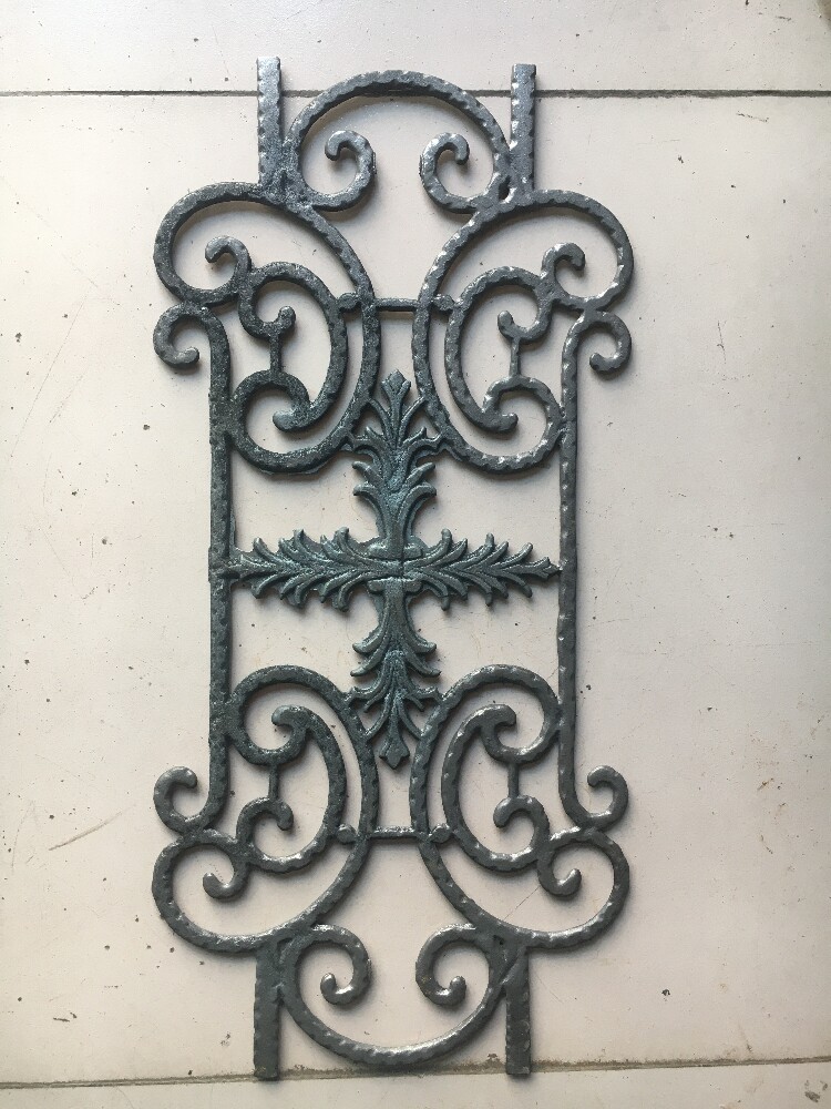 Art balcony stairs flower doorpost decorative flower European iron flower 295*600 imitation forged flower style