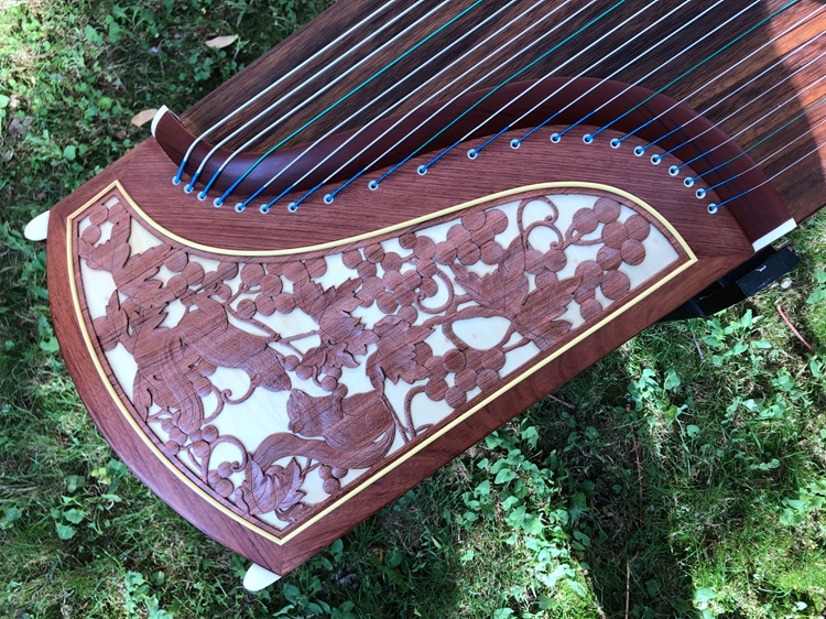 Dunhuang Gukite 9694DQ years old Fengdong Redwood Solid Wood High Play Collection Shanghai Minle Lyre Factory