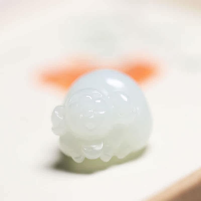 Natural Hetian jade seed material carving pendant necklace pendant zodiac pig Sugong carving first-class white without miscellaneous belt raw leather