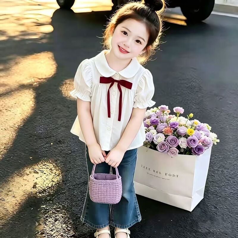 Girls' Doll Collar Short-Sleeved Top, Summer 2026 New Style, Sweet Style, Puff Sleeves, Bow, Preppy Style, Cute Girls' Doll Collar Short-Sleeved Top, Summer 2026 New Style, Sweet Style, Puff Sleeves, Bow, Preppy Style, Cute