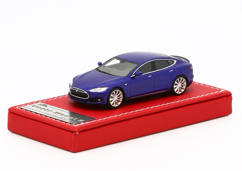 1/64 Vip Resin Model Tesla Model S Premium Simulation Car Toy Blue 1/64 Vip Resin Model Tesla Model S Premium Simulation Car Toy Blue