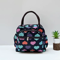 Черный фон цвет сердца пять молнии