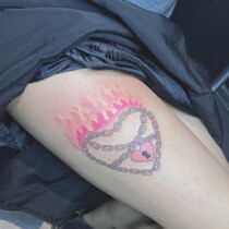 Hot Brother-in-law Wins Wind Tattoo Patch Chili Girl Loving Lock Chain Big Flower Arms Chest Front Lock Bones Little Fresh Tattoo Sticker Colorful Plotter