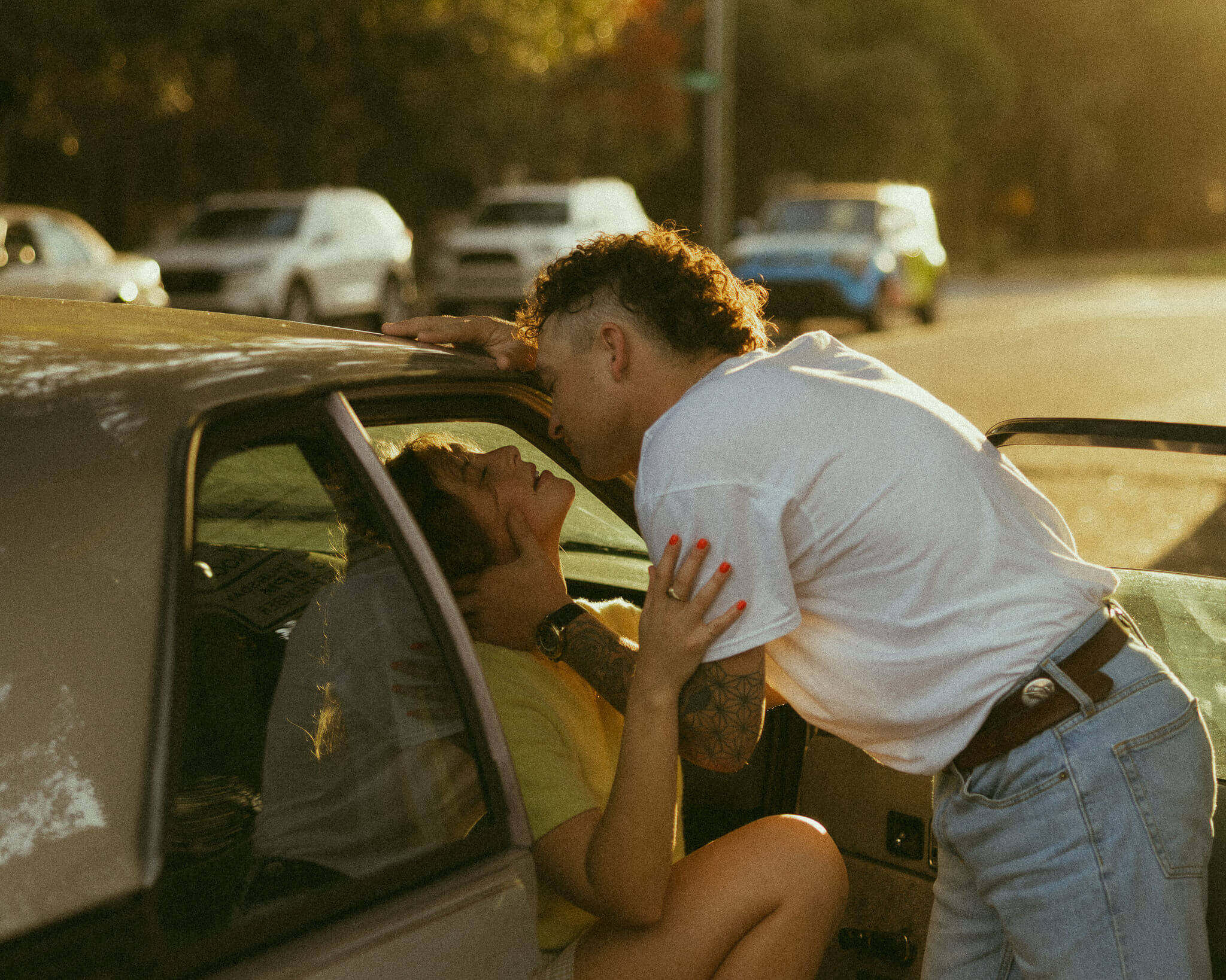 Dirty Boots预设包II 11款胶片感色彩+7种纹理工具 九十年代怀旧风格LR/ACR调色滤镜Dirty Boots Presets Pack II插图6 2.jpg