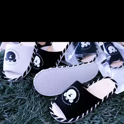 Can print LOGO slippers, customized gifts, customized shoes, printed embroidery, printed pattern