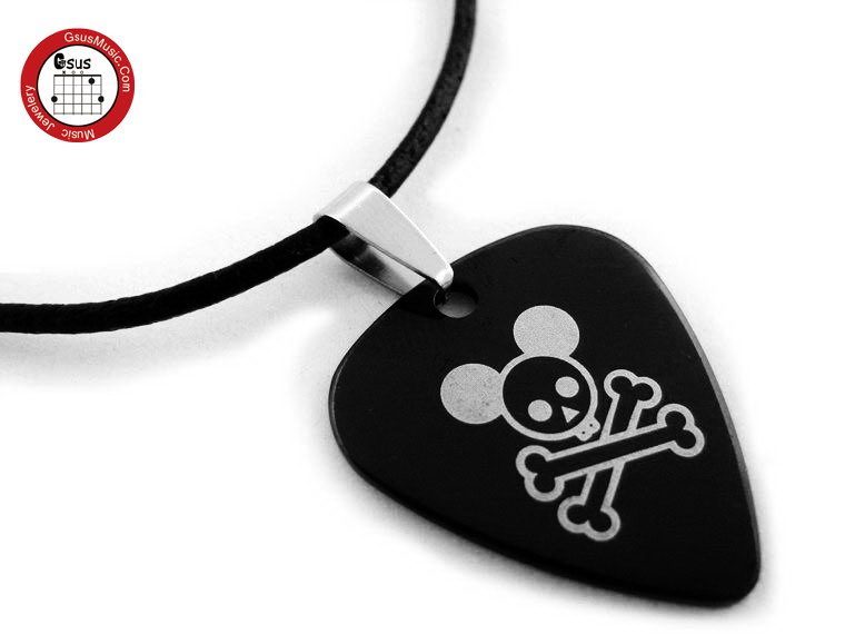 Watson Instruments 2012 GsusMusic Titanium Steel Metal Guitar Pick Necklace Cute Skull